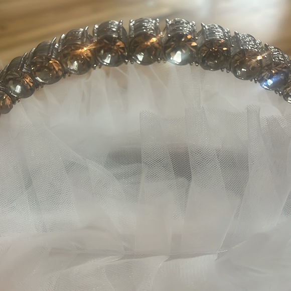 Jewel Badgley Mischka White Clutch with White Tulle and Silver/Jeweled Handle